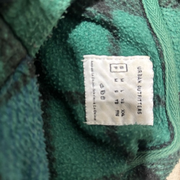 ❤️Y2K Urban Outfitters green plaid fleece hoodie Size S - Picture 5 of 5